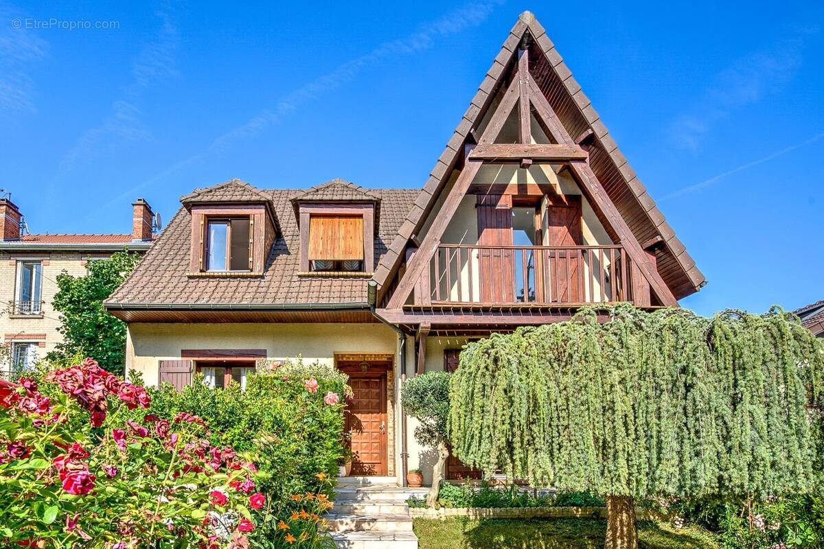 Maison à CHOISY-LE-ROI