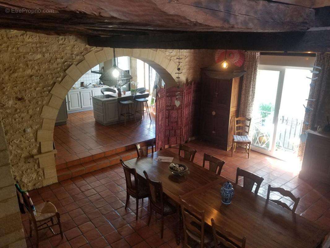 Maison à MONTIGNAC
