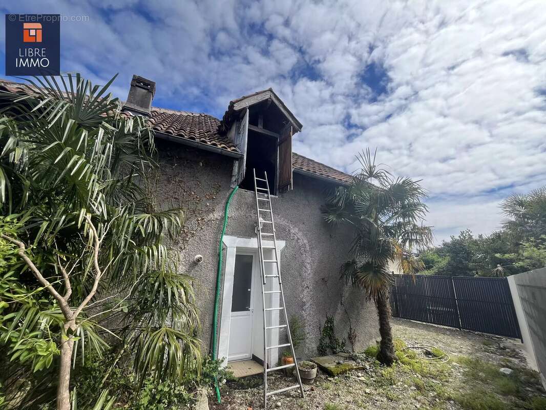 Maison à LONS