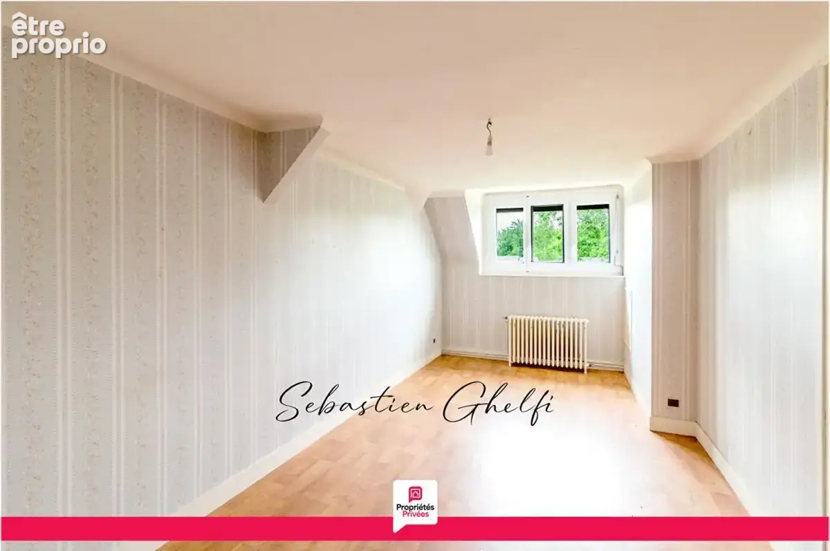 belle maison à rénover avec - photo 12