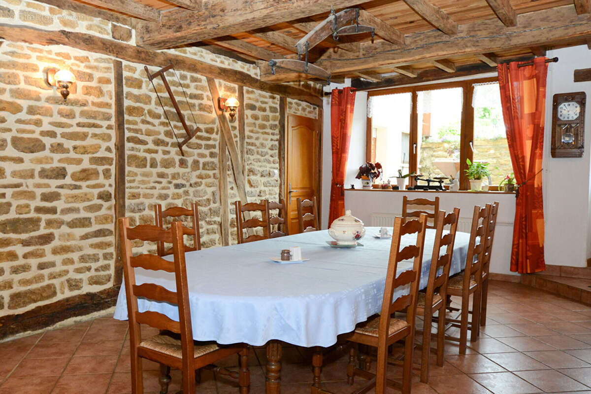 Maison à GIRONDELLE