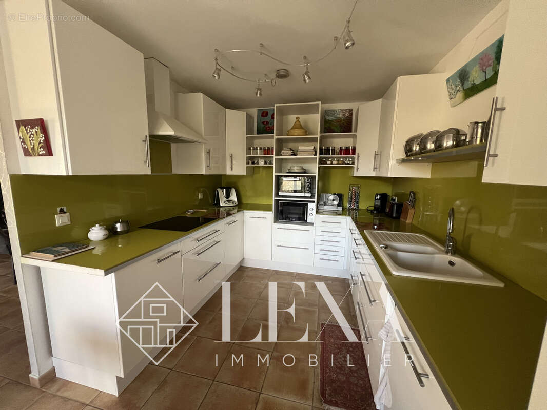 Appartement à GANGES