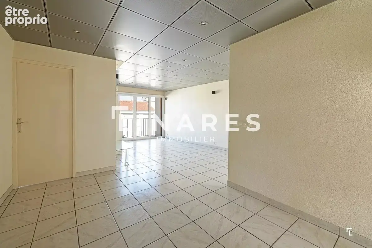 LE FONCTIONNEL - Appartement T3 de 61m2 - Balcons - Box - 13010  LA CAPELETTE - photo 5