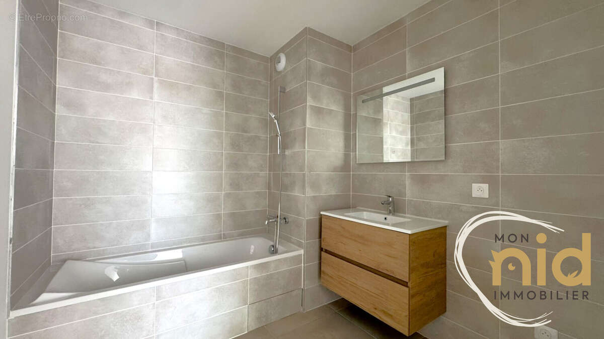 Appartement à MEYLAN