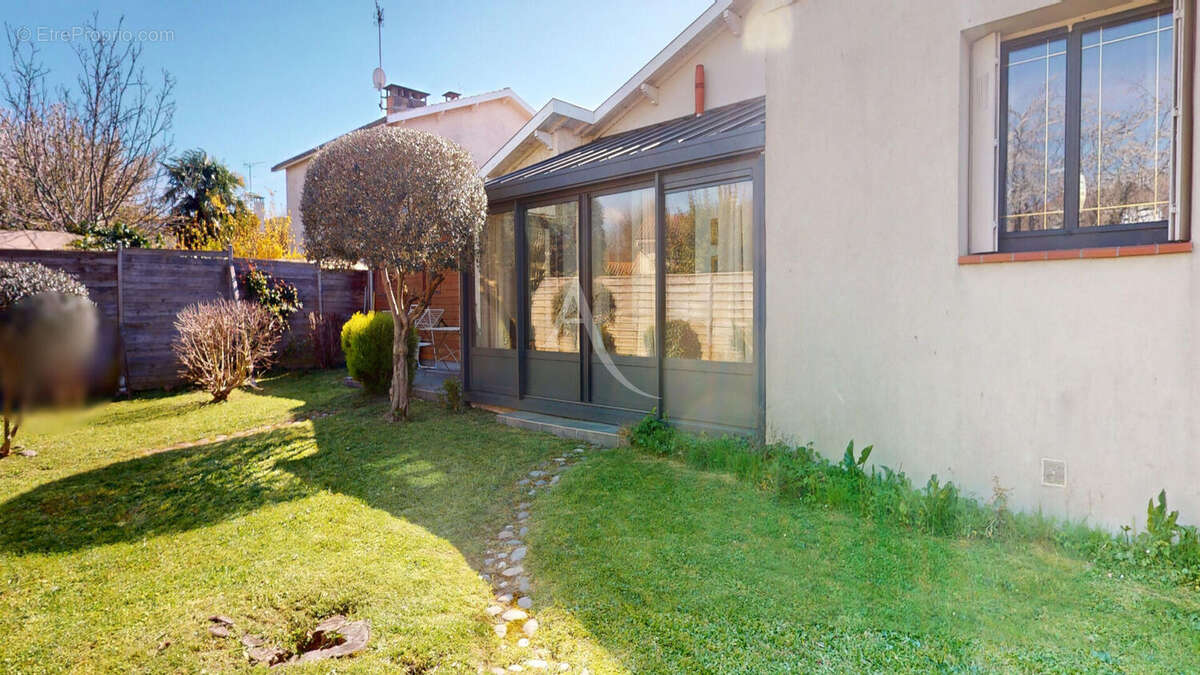 Maison à CASTANET-TOLOSAN