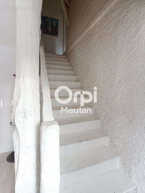Appartement à MEULAN