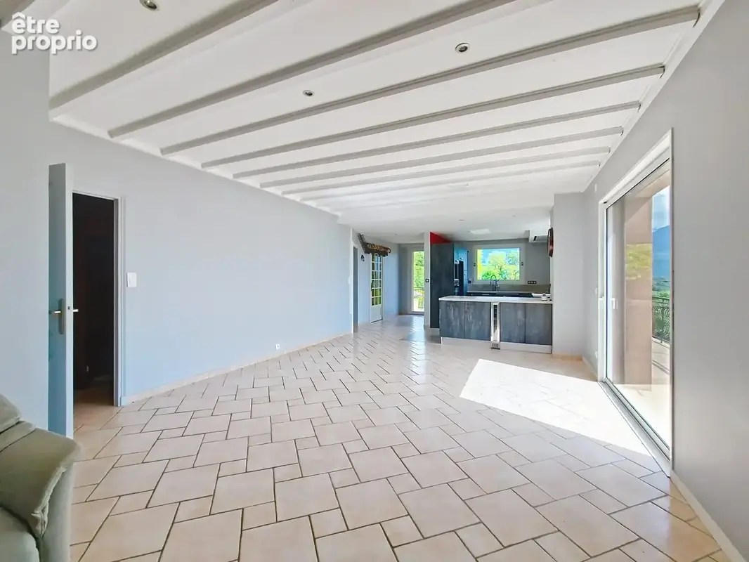 Maison ind 5 chambres terrain 1200 m2  - parking - garage possible - calme - vue panoramique montagne - photo 13