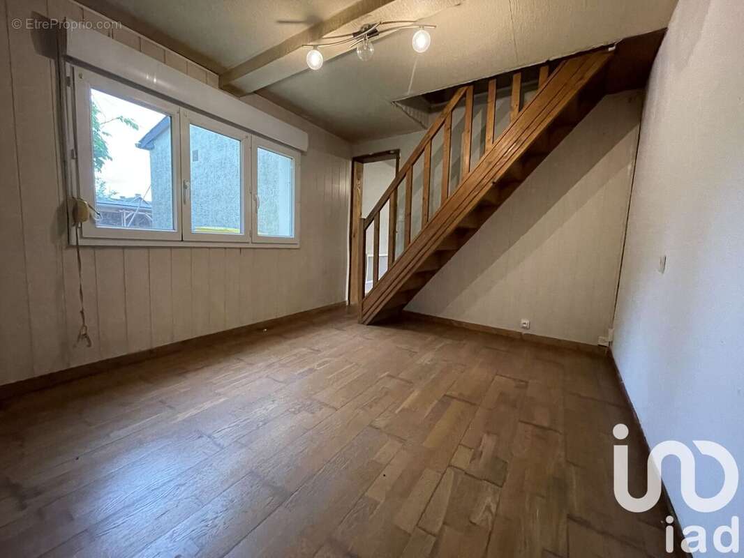 Photo 2 - Maison à ROGNY