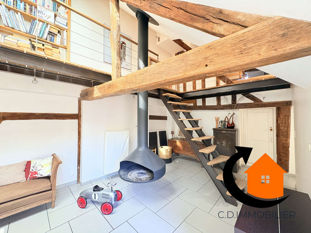 Appartement à COURVILLE-SUR-EURE