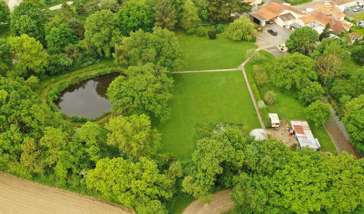 Maison à SAINTE-PAZANNE