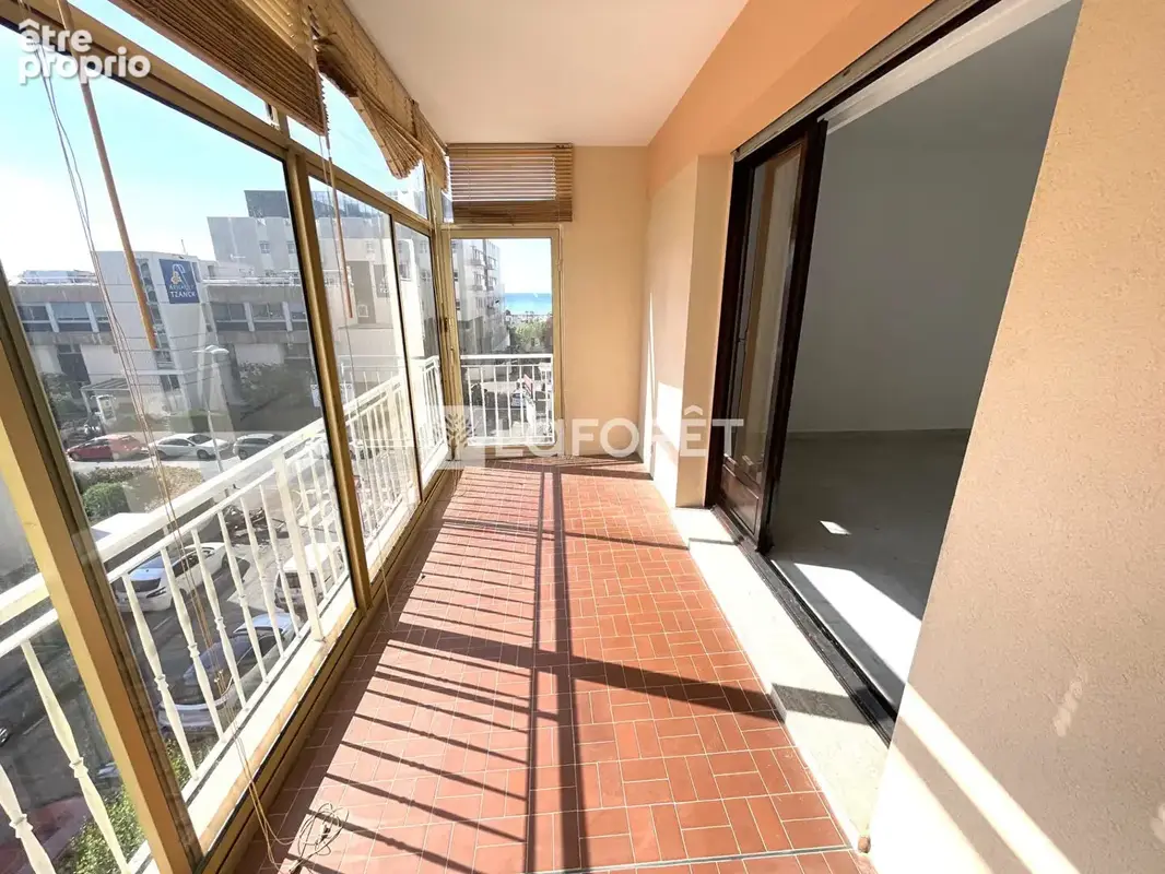 Appartement Saint Laurent Du Var 3 pièce(s) 75 m2 - photo 2