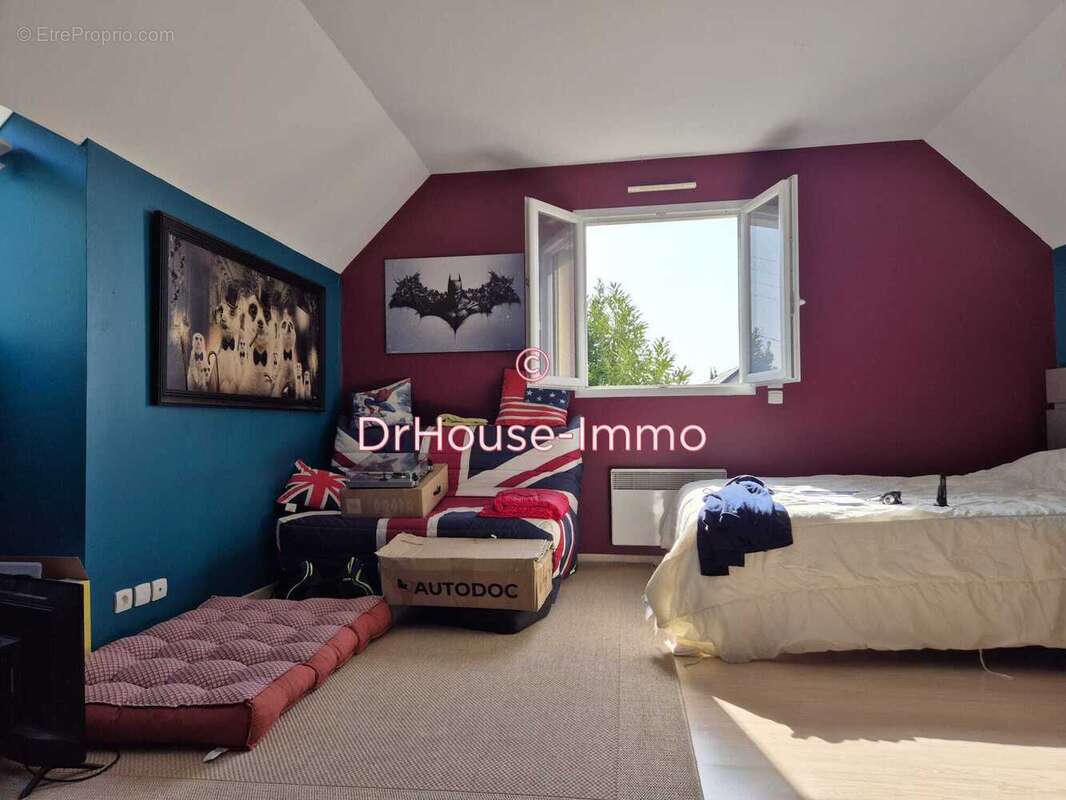 Maison 137 m² à Joue-Les-Tours  - photo 26