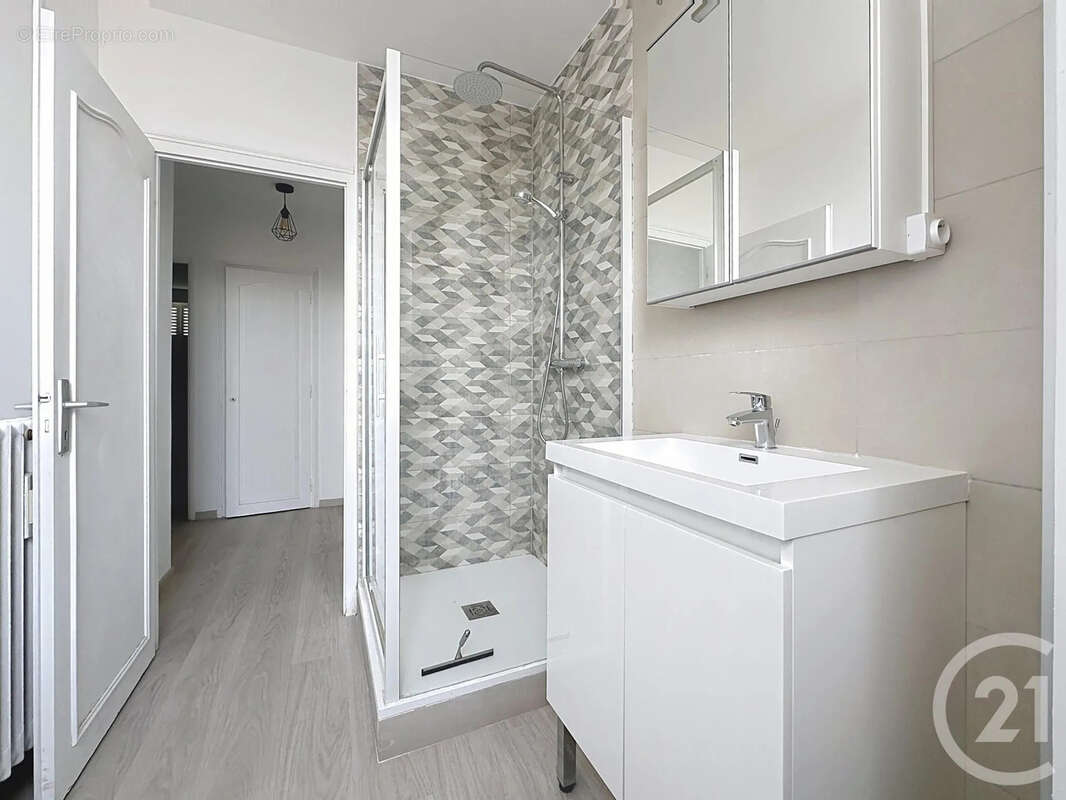 Appartement à SAINT-ANDRE-LES-VERGERS