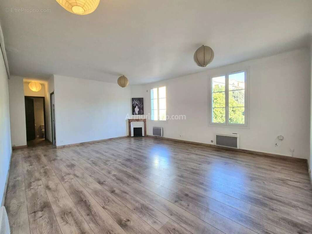 Appartement à DRAGUIGNAN