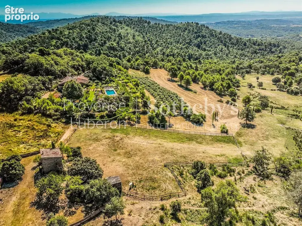Bastide de Prestige avec piscine et terrain de 104 hectares en Provence - photo 20