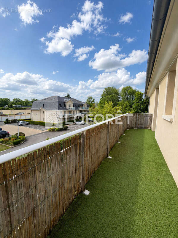 Appartement à LAMORLAYE