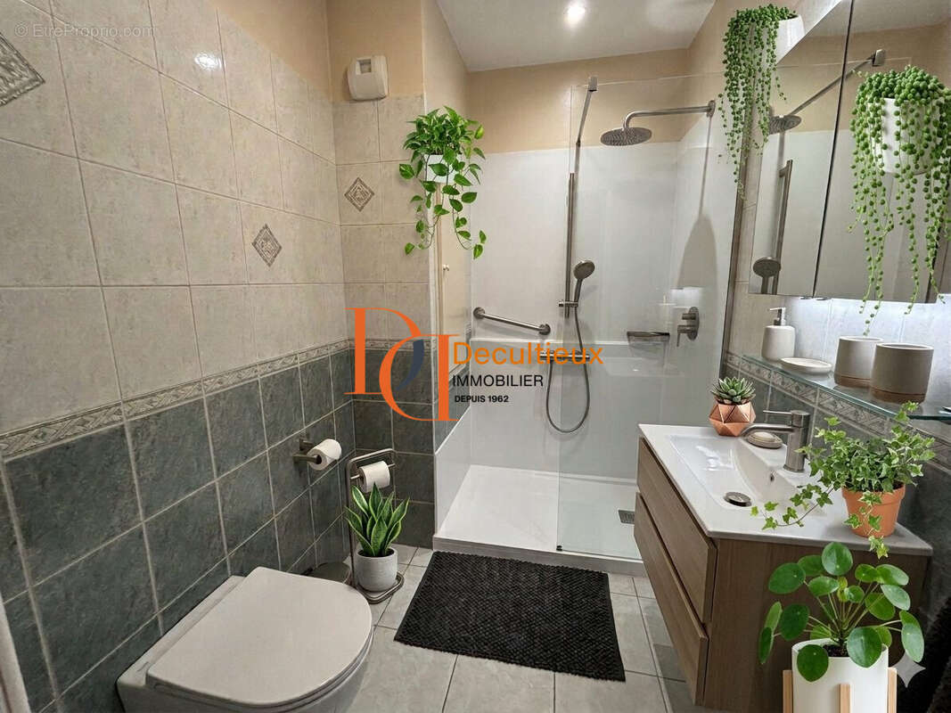 Appartement à LYON-9E