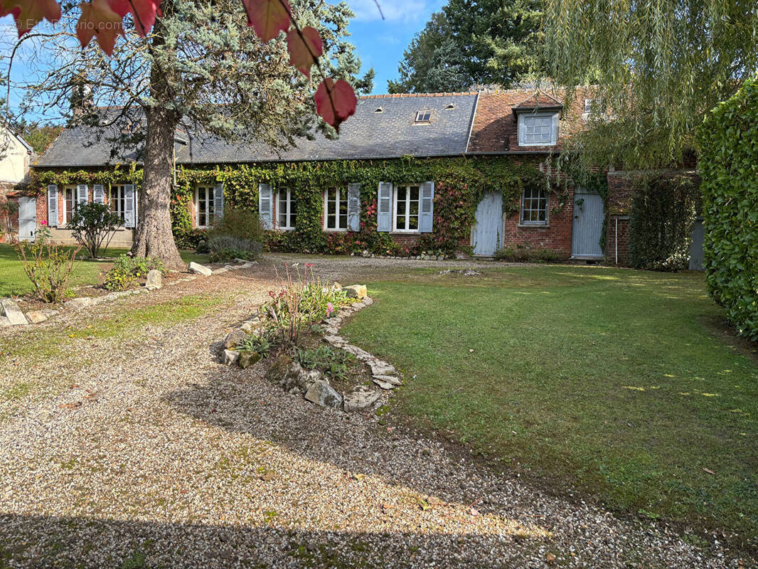 Maison à SAINTE-GENEVIEVE