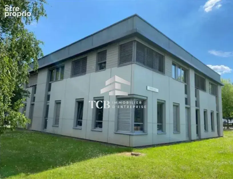 Commerce 987 m² à vendre à Saint-Herblain (44800) - photo 2