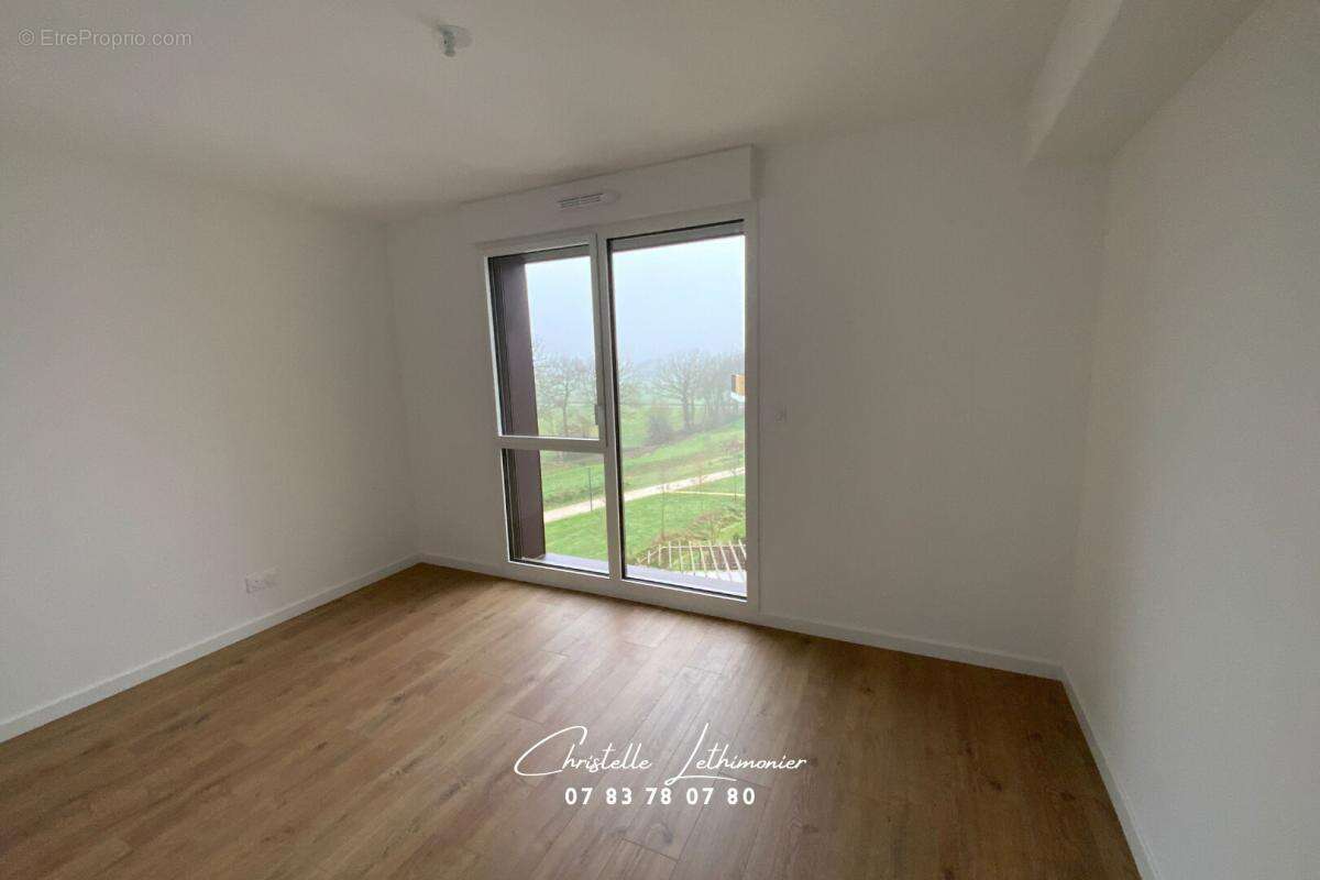 Appartement à VERN-SUR-SEICHE