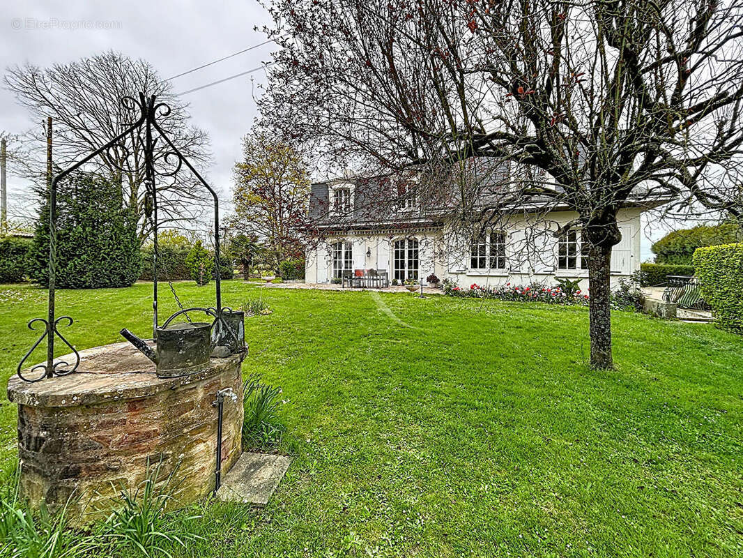 Maison à POMMERIEUX