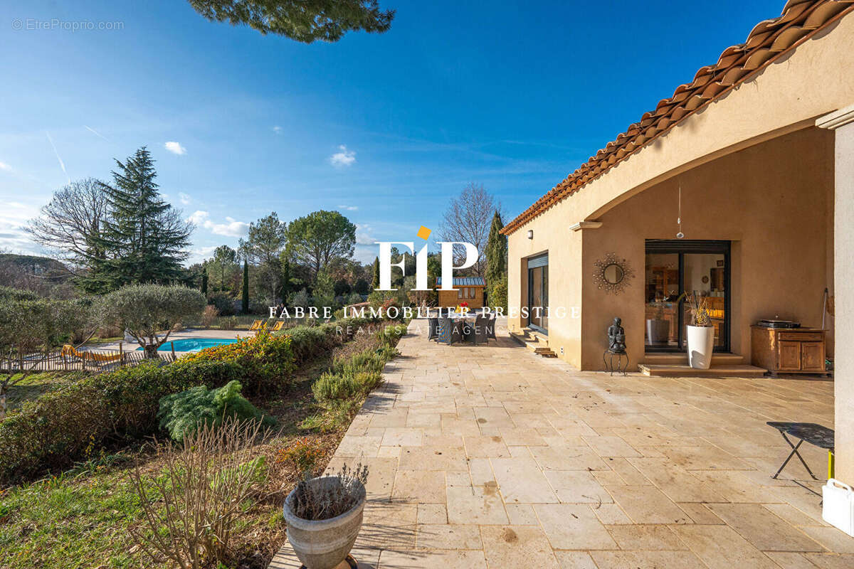 Maison à SAINT-MAXIMIN-LA-SAINTE-BAUME