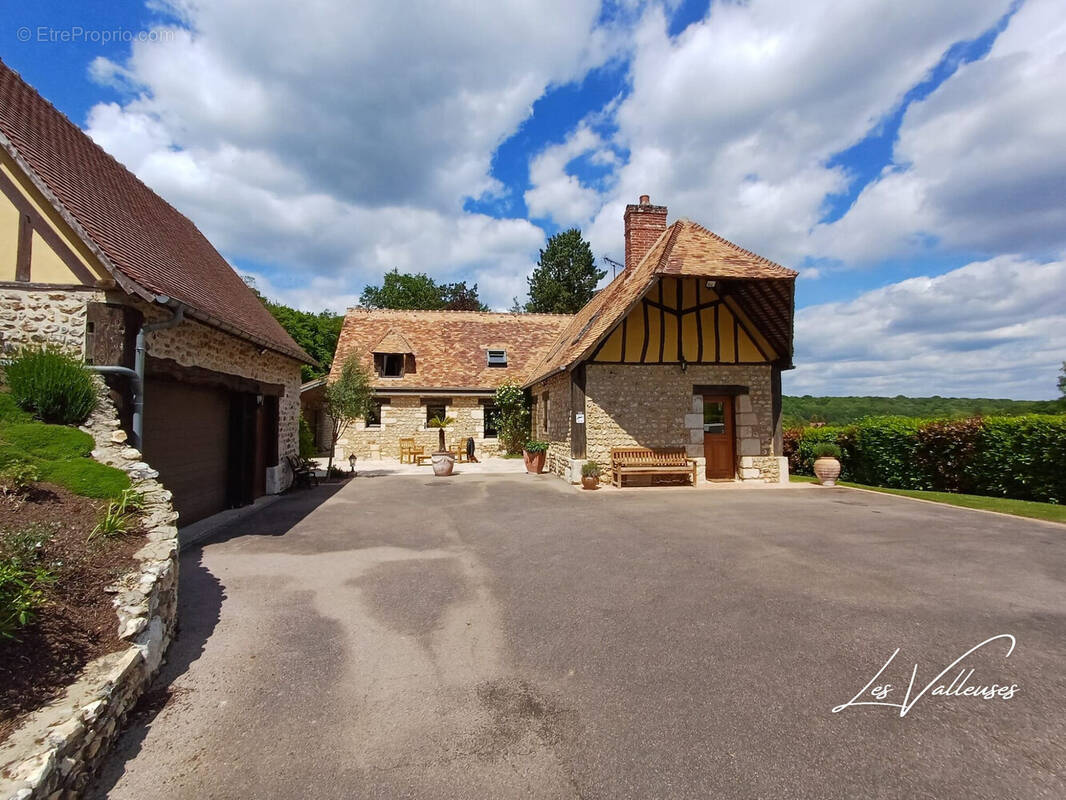 Maison à LE BEC-THOMAS