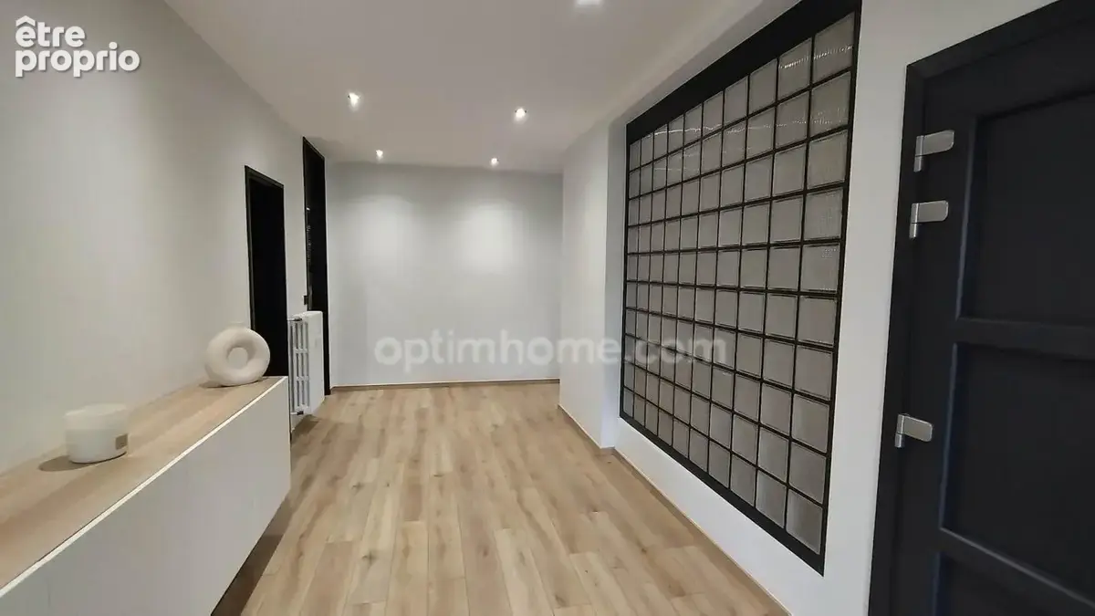 A vendre Appartement à Bar le Duc de 141 m²; Élégance et Lumière au Cœur de la Ville - photo 5