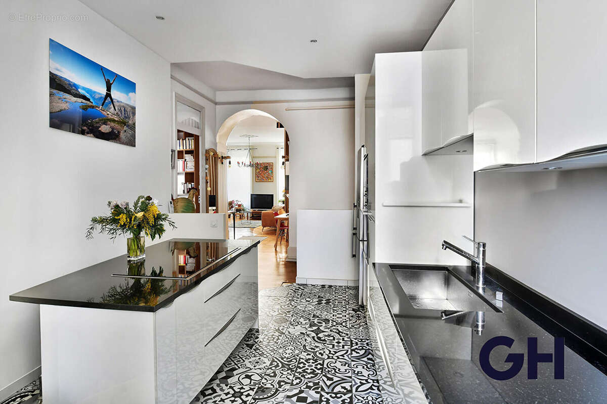 Appartement à LYON-6E