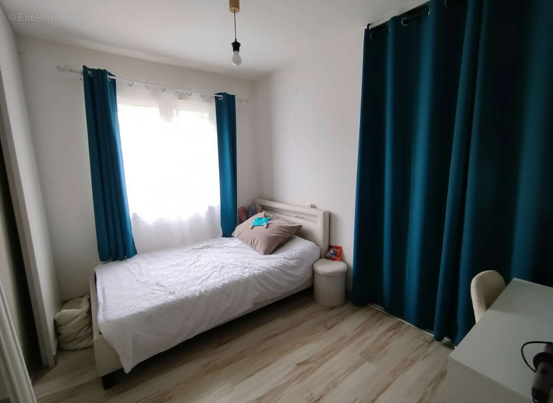 Maison à NEUVILLETTE