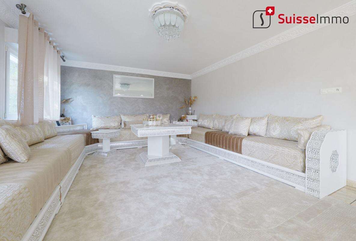 Maison Montbéliard 10 pièces 222 m2 habitables - photo 4