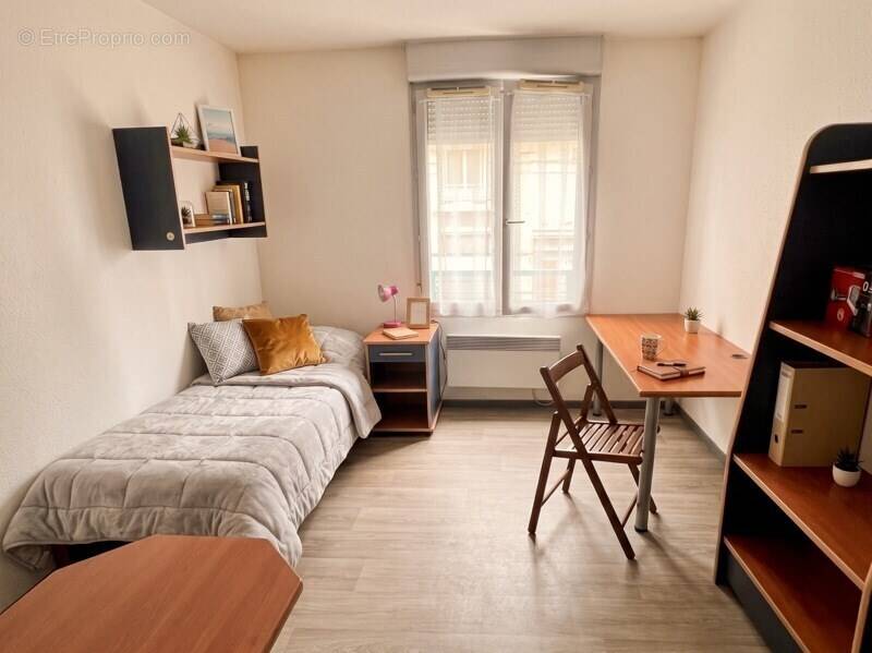 Appartement à FONTAINE