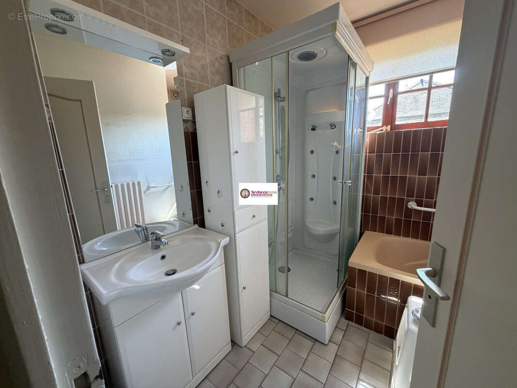 Maison 110 m² à Courtomer  - photo 7