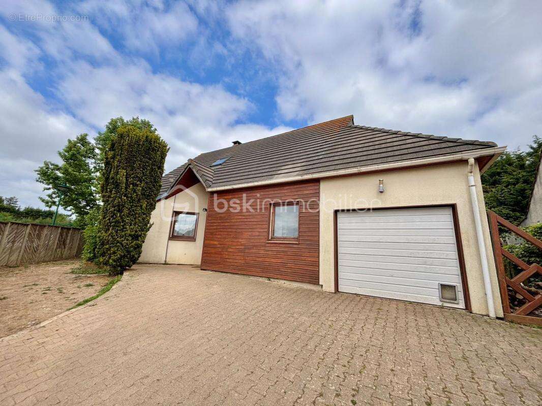 Maison à SAINT-CREPIN-IBOUVILLERS