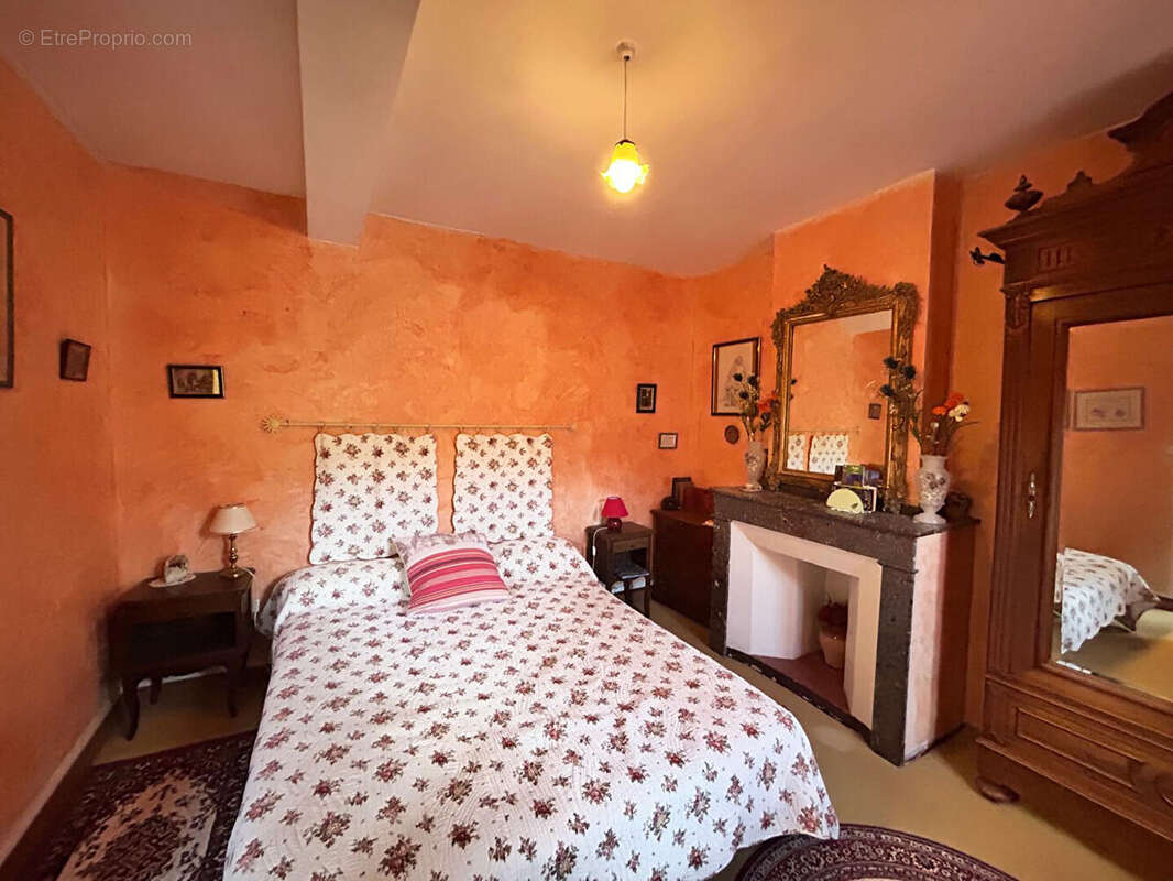 Maison à CAUNES-MINERVOIS