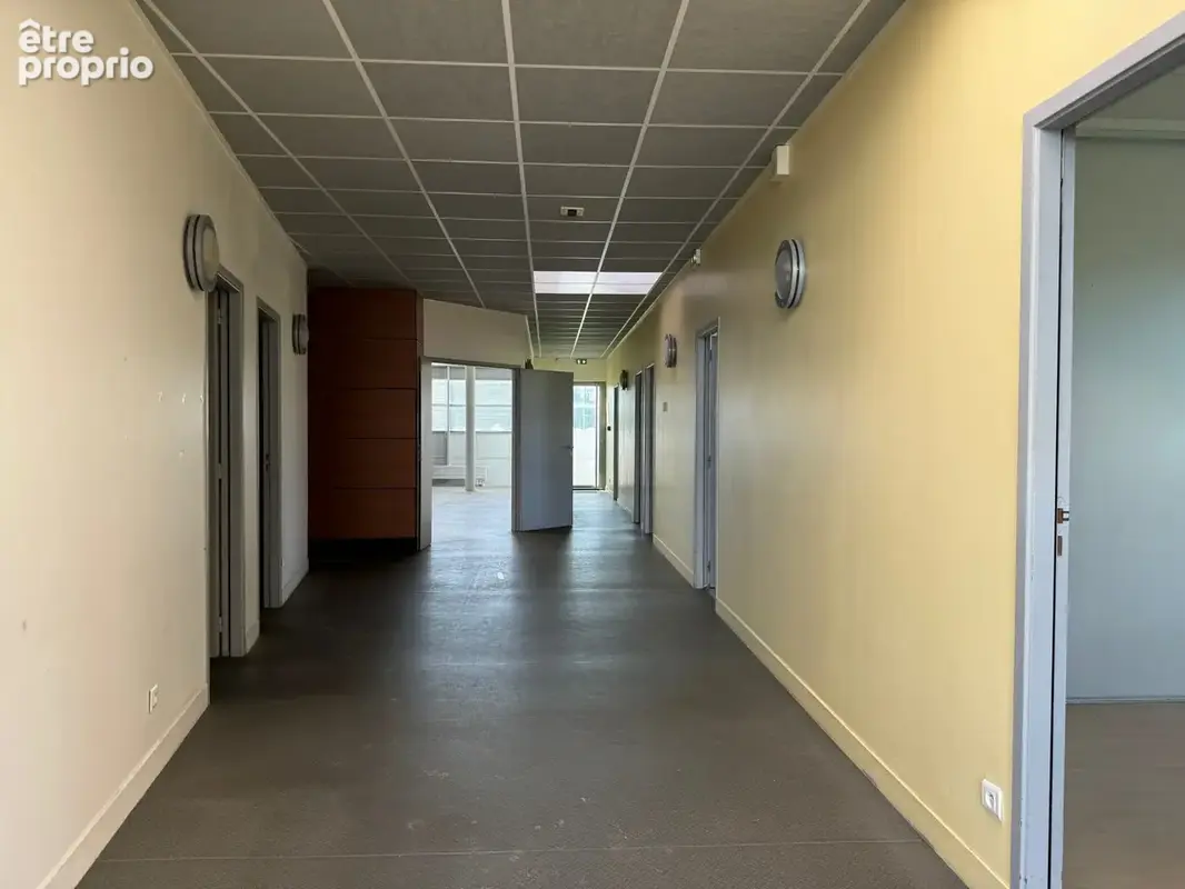 Commerce 468 m² à vendre à Bernay (27300) - photo 5