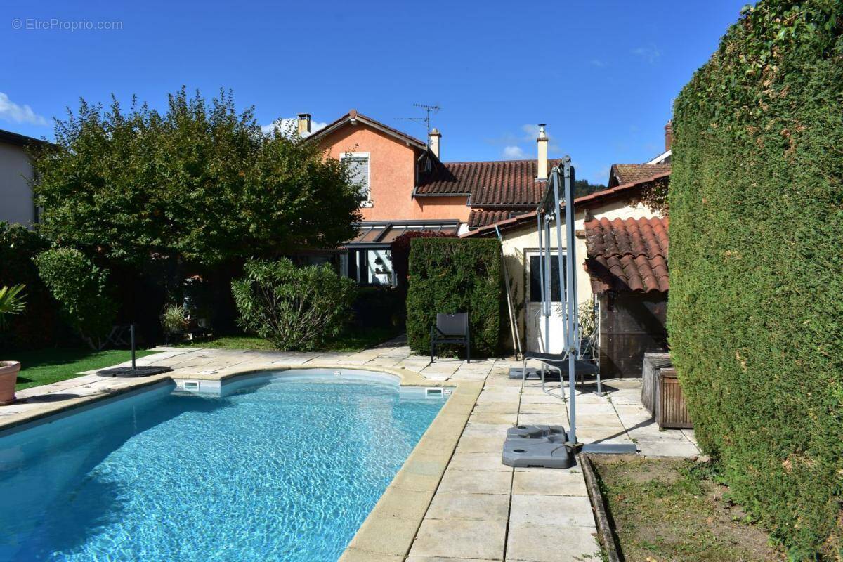 Maison 115 m² à Miribel  - photo 1