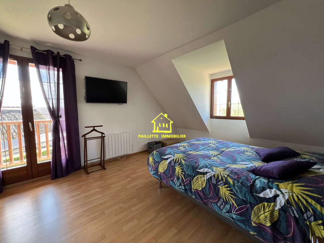 Maison à SAINT-ROMAIN-DE-COLBOSC