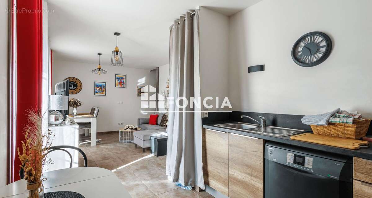 Appartement à LE PONTET