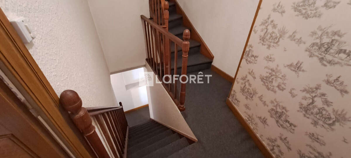 Maison à SAINT-FLOUR