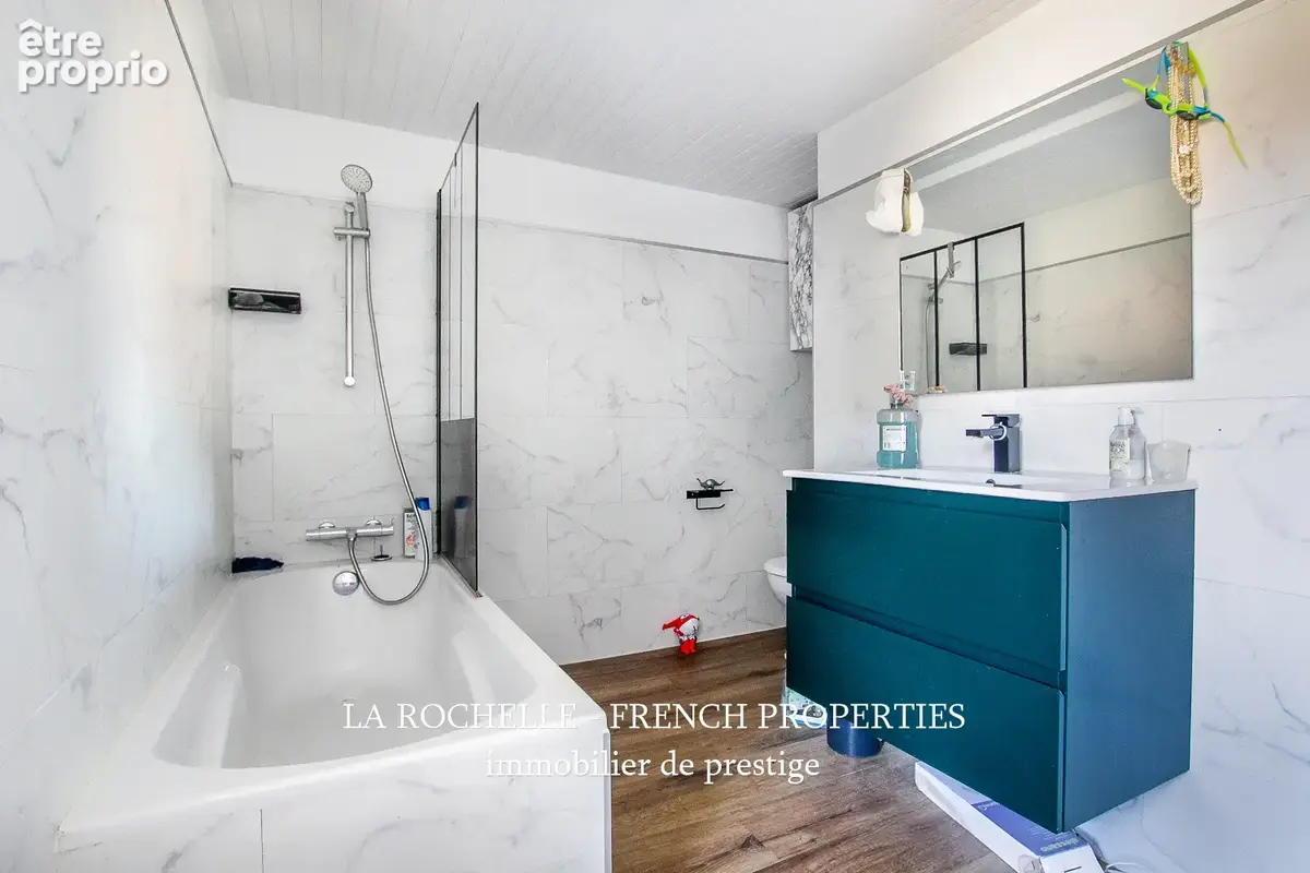 Charmante maison de 5 pièces (140 m2) avec terrasse, garage et terrain piscinable   Secteur recherché (Vérines - photo 9