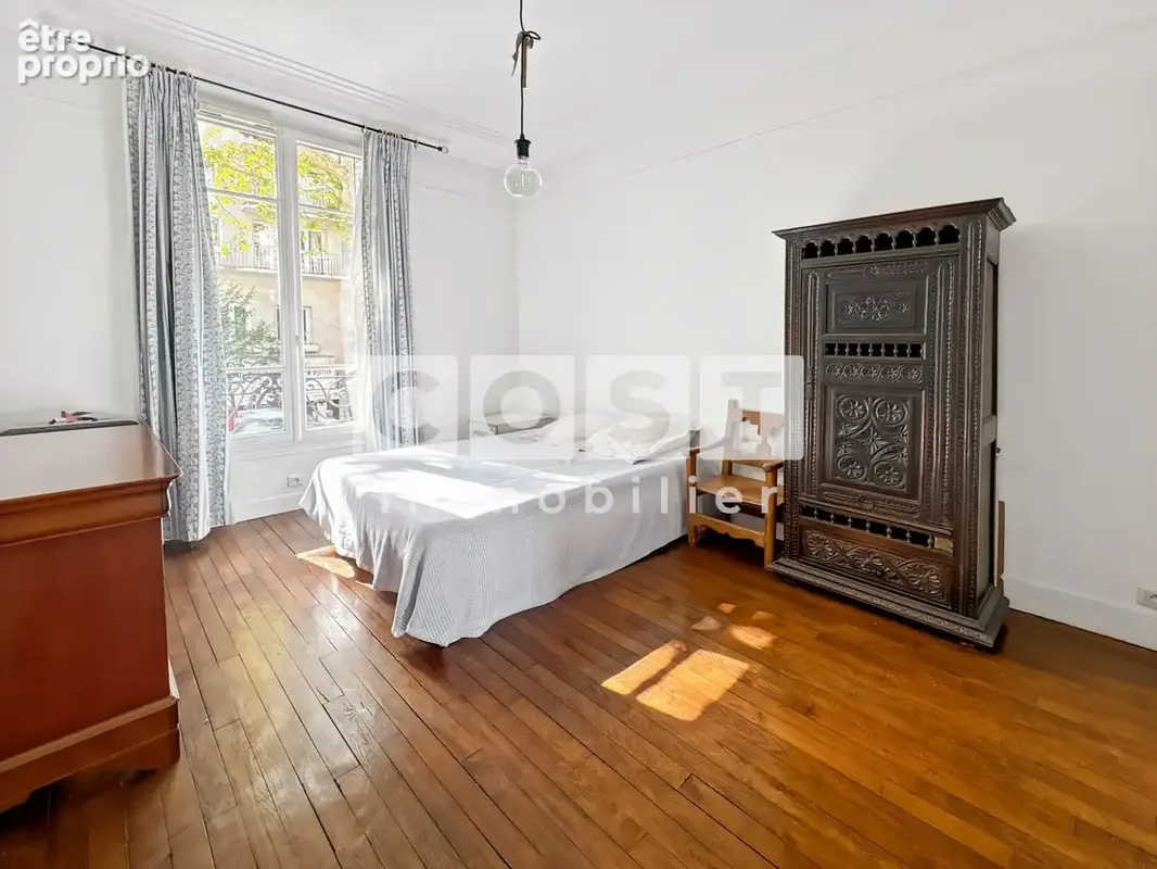 Appartement 4 pièces 59 m² à vendre à Clichy (92110) - photo 2