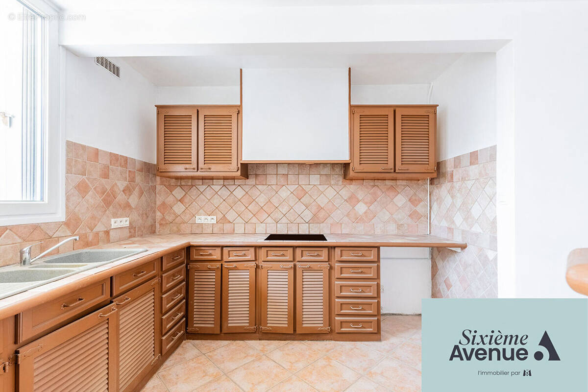 Appartement à CHILLY-MAZARIN