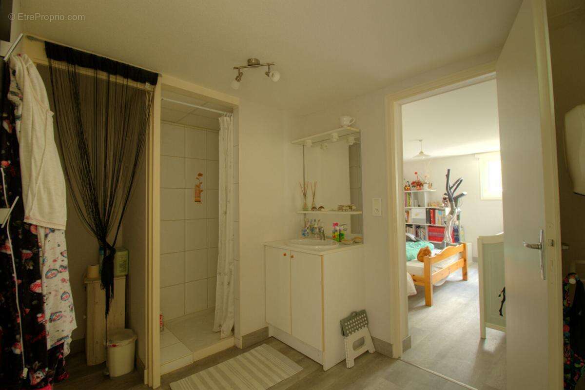 Maison Sainte Ouenne 6 pièce(s) 120 m2 - photo 13