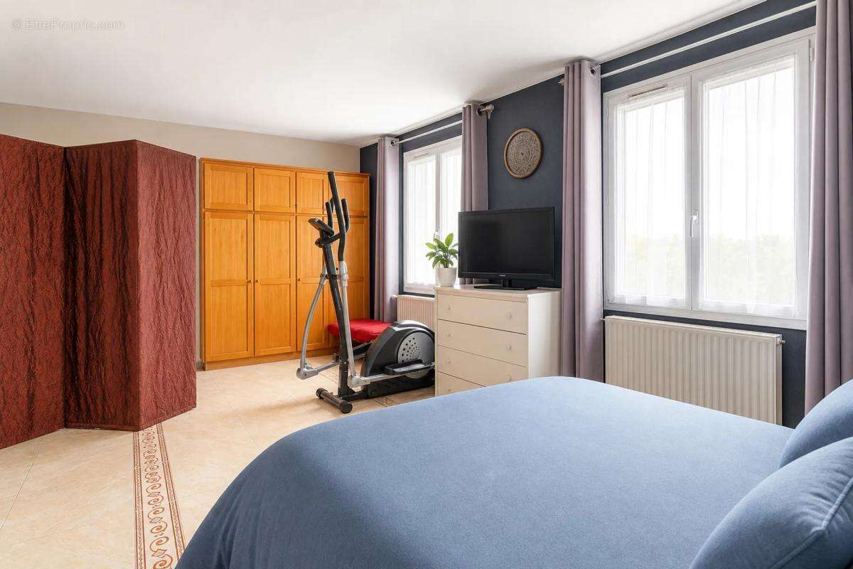 Maison de 7 pièces de 153 m2 en vente à Lille - photo 9