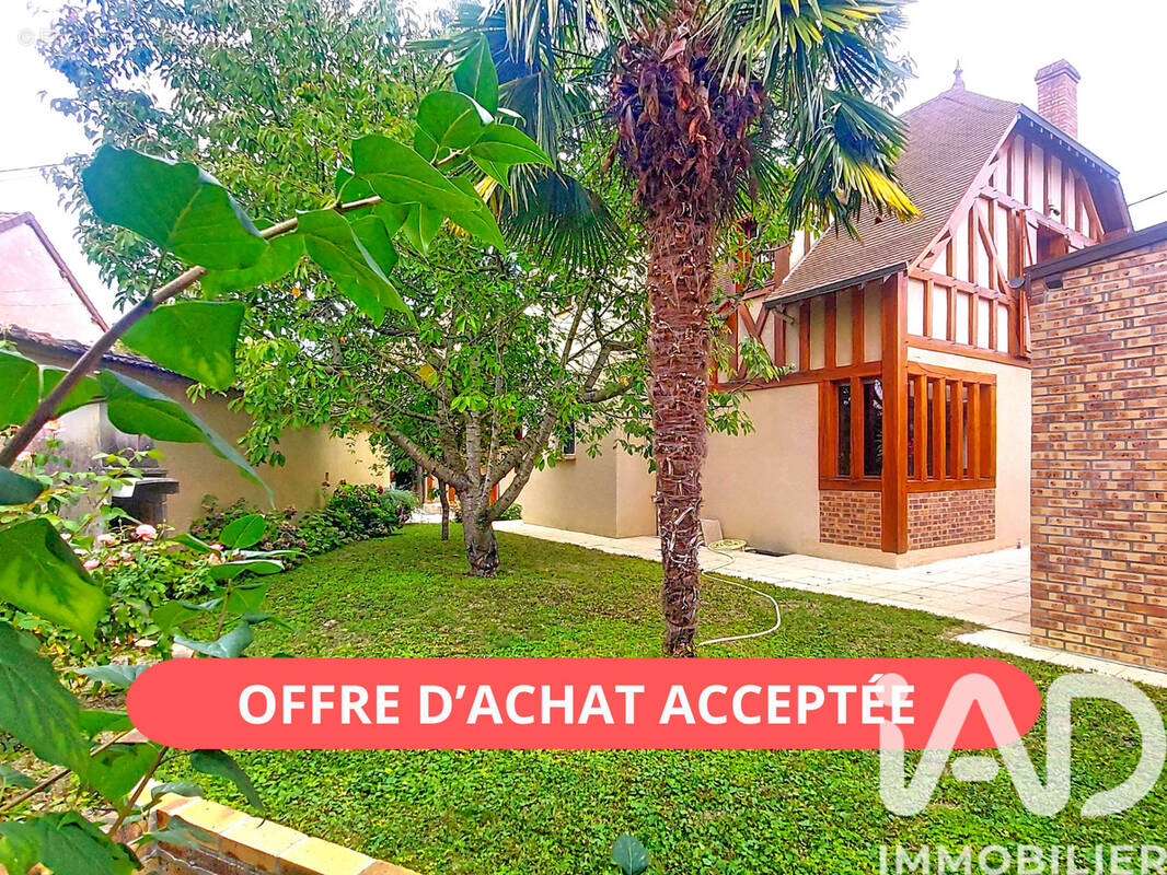 Photo 1 - Maison à AY