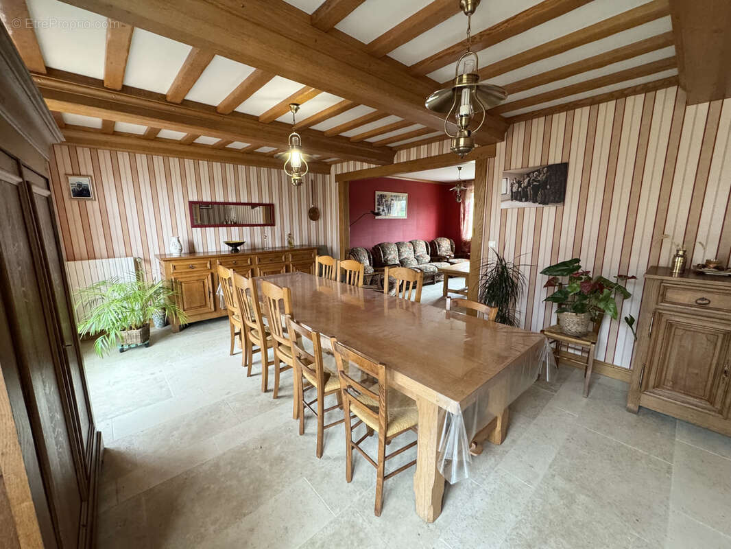 Maison à PICAUVILLE