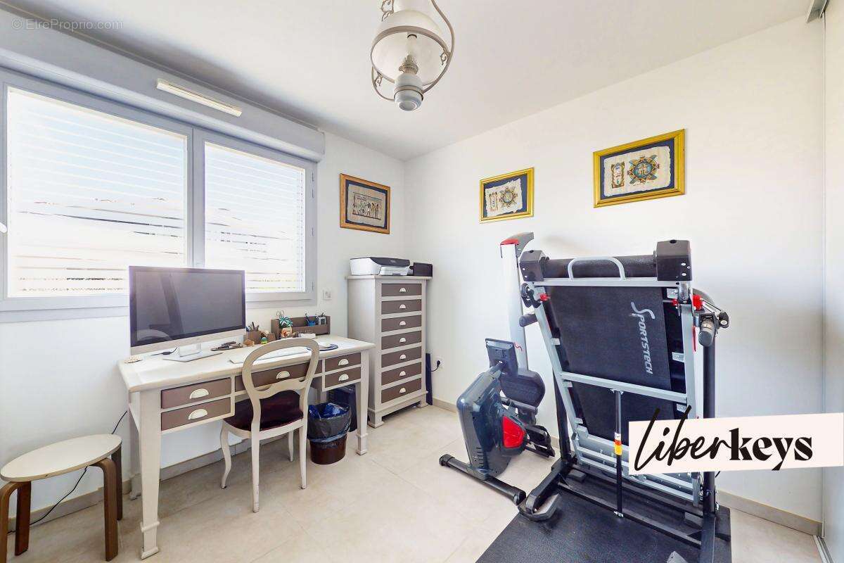 Appartement à PUGET-SUR-ARGENS
