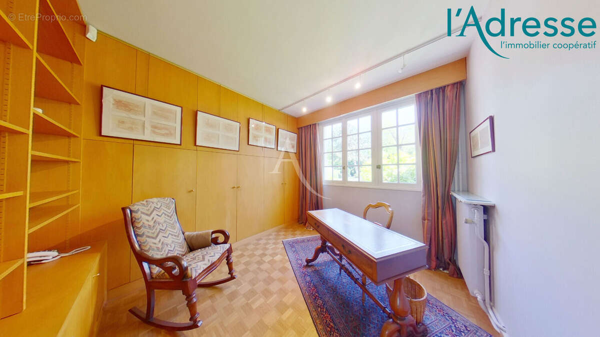 Maison à CHAMPS-SUR-MARNE