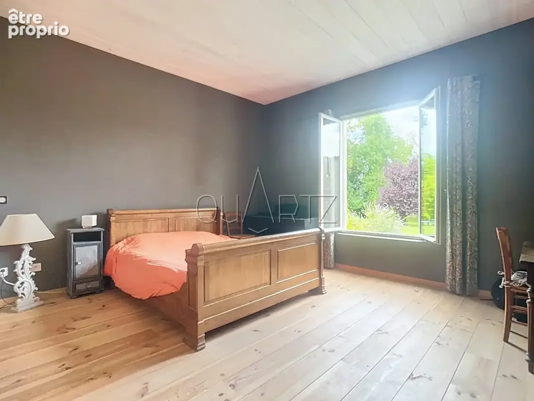 Propriété composée de deux maisons et ses annexes - photo 8